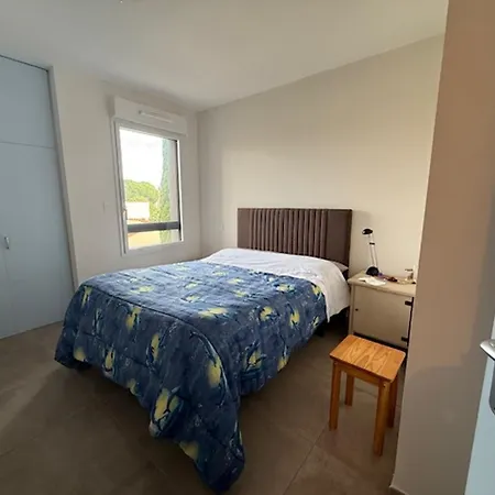 3 Pieces Climatise Avec Parking A Argeles-sur-mer - Fr-1-776-144
